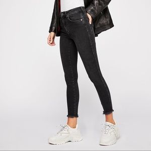 Free People Raw High-Rise Jeggings in Black - 26